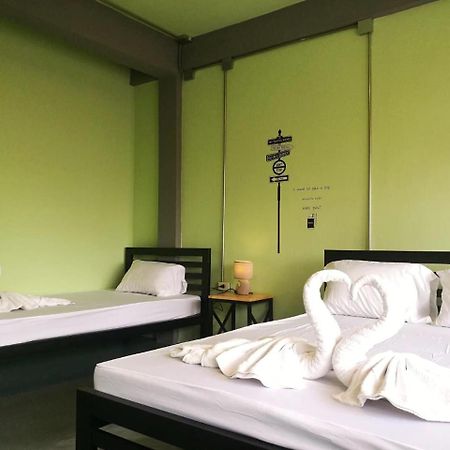Samsen 8 Hostel バンコク都 エクステリア 写真