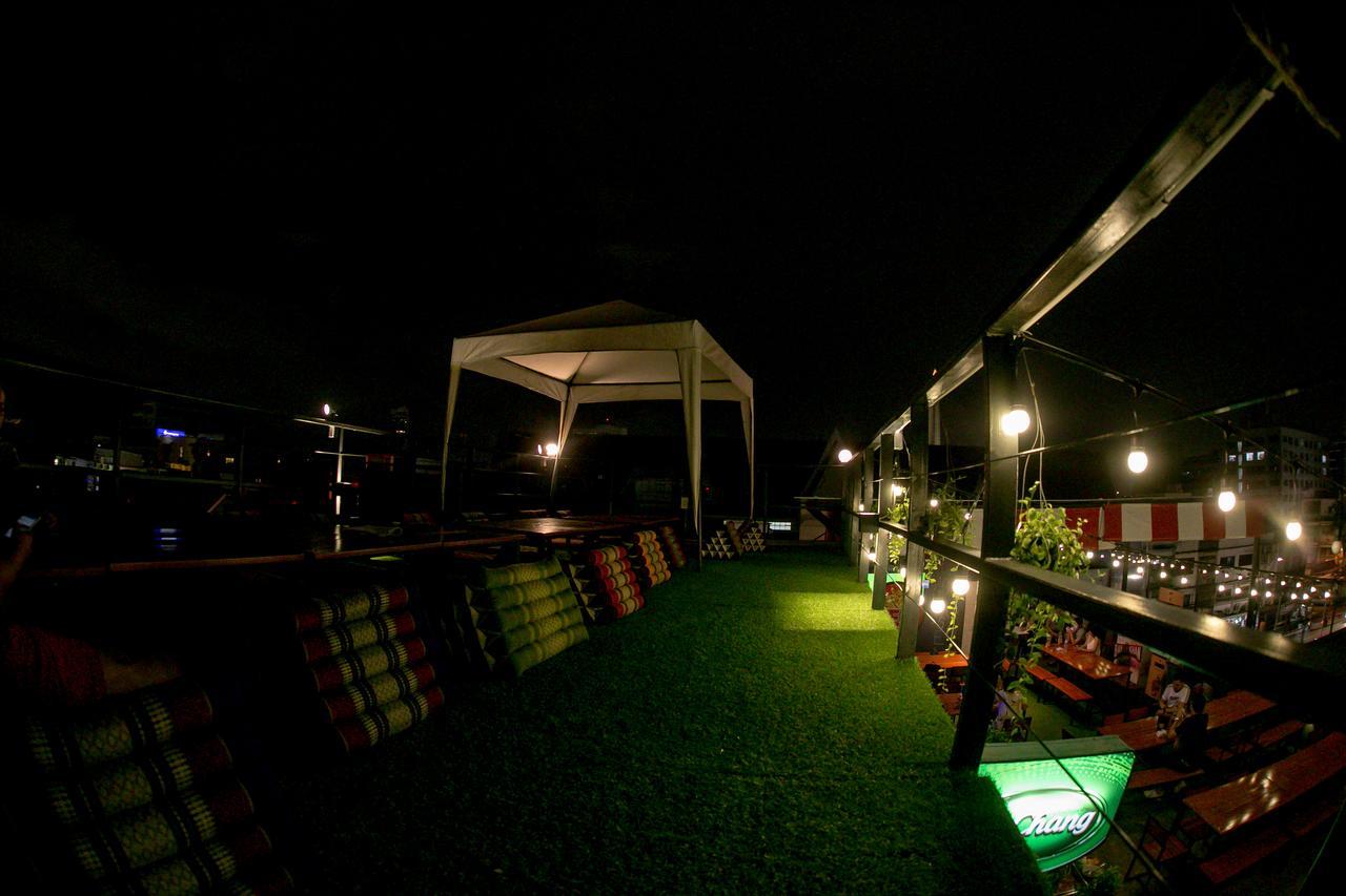 Samsen 8 Hostel バンコク都 エクステリア 写真